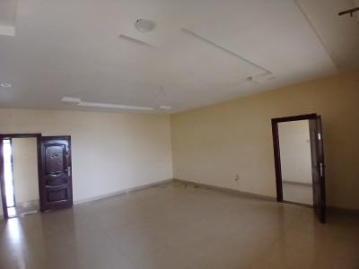 2 Bedroom Flat on The First Floor, Katampe, Abuja, Flat / Apartment for Rent