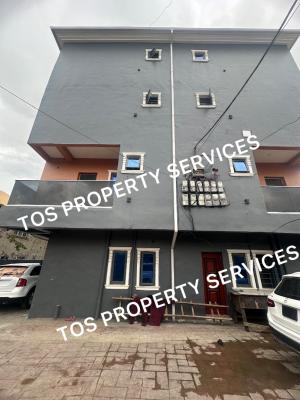 1 Room Self-contained Flat, Yaba, Yaba, Lagos, Self Contain (single Rooms) for Sale