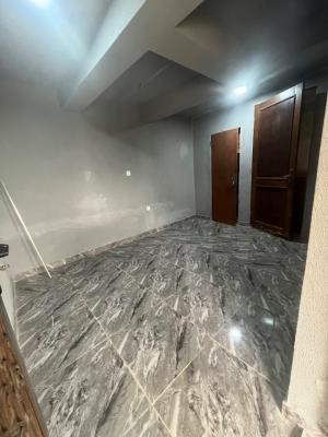 Big Self Contain., Off Admiralty Way, Lekki Phase 1, Lekki, Lagos, Self Contain (single Rooms) for Rent