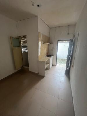 Big Bq Apartment, Off Admiralty Way, Lekki Phase 1, Lekki, Lagos, Self Contain (single Rooms) for Rent