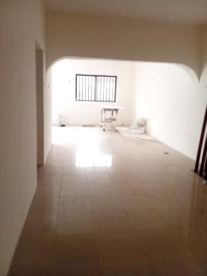 a Well Maintained Spacious 3 Bedroom Flat, Gra Phase 2, Magodo, Lagos, Flat / Apartment for Rent