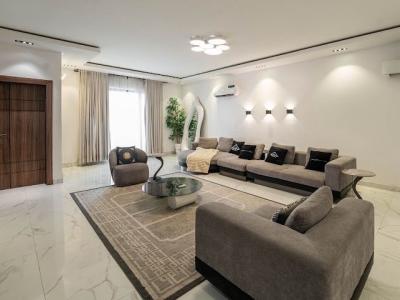 Luxury 3 Bedroom Apartment, Periwinkle Estate, Lekki Phase 1, Lekki, Lagos, Flat / Apartment Short Let