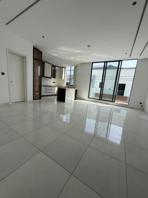 Luxury 2 Bedroom Apartments, Lekki Phase 1, Lekki, Lagos, Flat / Apartment for Sale