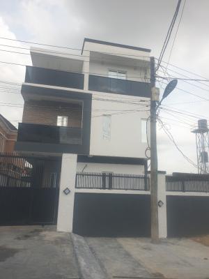 Luxury Spacious 5 Bedroom Detached House with a Room Boys Quarter, Magodo Shangisha Phase  2 , Lagos, Gra Phase 2, Magodo, Lagos, Detached Duplex for Sale