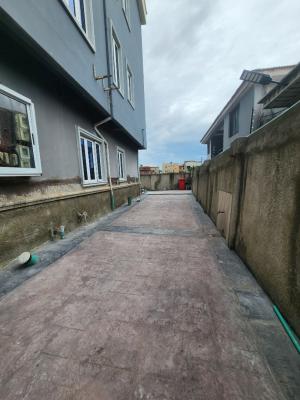 a Standard and Spacious Room Self Con Available, Alagomeji, Yaba, Lagos, Self Contain (single Rooms) for Rent