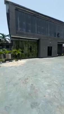 Commercial Building 7 Bedroom Fully Detached Building