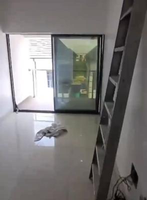Massive One Bedroom Upstairs Apt with Closed Plan Kitchen{ Video }, Coleman Nwafor Estate Orchid Road, Lekki, Lagos, Mini Flat (room and Parlour) for Rent