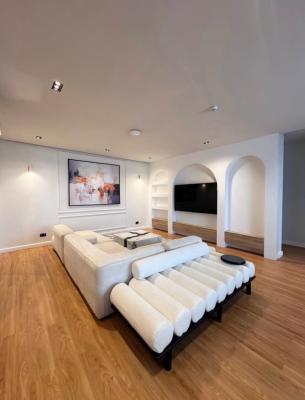 Tastefully Furnished 2 Bedroom Apartment with Pool,elevator and Gym, Lekki Phase 1, Lekki, Lagos, Flat / Apartment for Rent