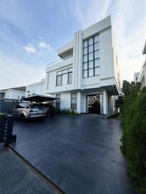 Contemporary 5 Bedroom Detached House Fully Powerd By Solar, Osapa-london, Lekki, Lagos, Block of Flats for Sale