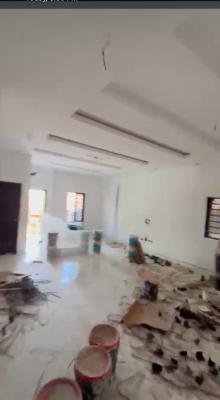 3 Bedroom Upstairs, Alagomeji, Yaba, Lagos, Flat / Apartment for Rent