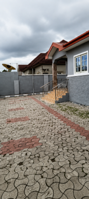 3 Bedroom Bungalow with 2 Rooms Bq, Favorland Estate, Life Camp, Abuja, Detached Bungalow for Sale