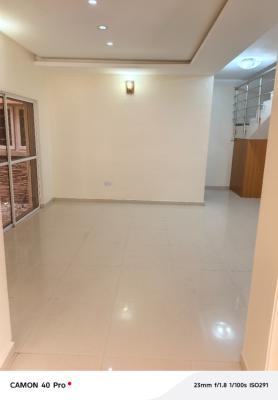 4bed Bedroom Terrace with a Bq Located at Oniru Estate, Victoria Island (vi), Lagos, Flat / Apartment for Rent