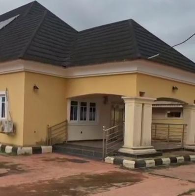 4 Bedroom Bungalow on 100ft By 100ft Land, Amagba Tarred Road Gra, Benin, Oredo, Edo, House for Sale