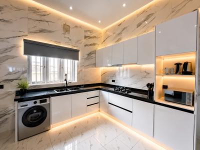 Fully Serviced 3 Bedroom Apartment with Elevator Pool and Gym
