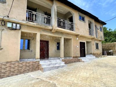 Spacious 2 Bedroom Apartment, Behind Cbn Abeere, Osogbo, Osun, Flat / Apartment for Rent