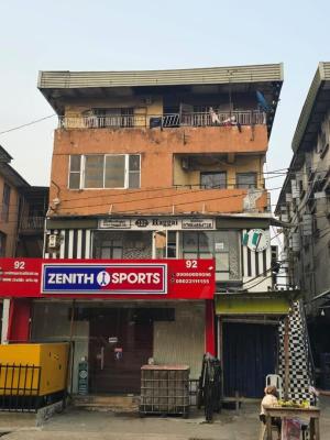 3 Storey Building Available 500sqm Land Certificate, Ojuelegba, Surulere, Lagos, Block of Flats for Sale