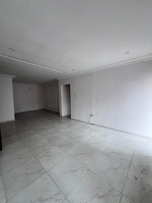 Spacious 3 Bedroom Apartment, Lekki Phase 1, Lekki, Lagos, Flat / Apartment for Rent