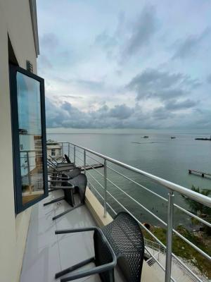 Three (3) Bedroom Penthouse, Lekki Phase 1, Lekki Phase 1, Lekki, Lagos, House for Rent