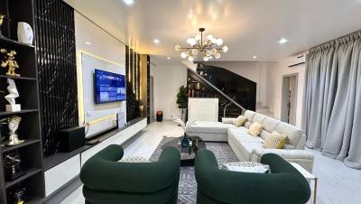 Fully Furnished  2 Bedroom Maisonatte  Swimming Pool  Gym House, Lekki Phase 1, Lekki, Lagos, Flat / Apartment for Rent