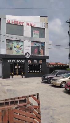 Spacious Shop in a Strategic Location, Sangotedo, Ajah, Lagos, Shop for Rent