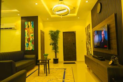 Fully Furnished 2 Bedroom Flat Serviced Apartment, Cyberville Estate Besides Victoria Bay 3 Off Nike Art Gallery Road, Ikate, Lekki, Lagos, Flat / Apartment for Sale