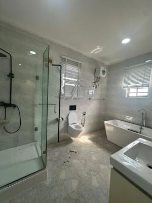 Luxury 3 Bedroom Flat with a Bq, Lekki Phase 1, Lekki, Lagos, Flat / Apartment for Rent