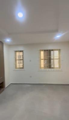 Spacious Room Self Contain Off Bode Thomas, Surulere, Bode Thomas, Surulere, Lagos, Self Contain (single Rooms) for Rent