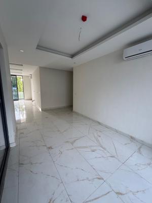18 Units of Elegant Luxury 3bedroom Apartment with BQ in Ikeja GRA