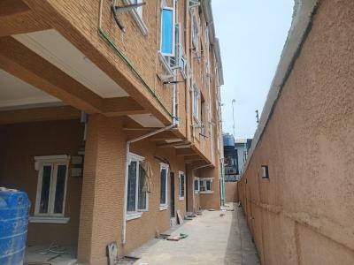 Peace Land Mini Flat, Adekunle By Alagomeji Third Mainland Bridge Yaba, Yaba, Lagos, Mini Flat (room and Parlour) for Rent