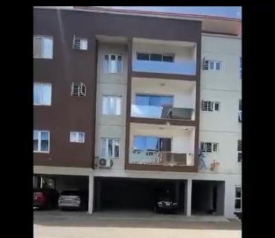 Spacious 2 Bedroom Flat in a Fully Serviced Estate, Yaba, Lagos, Flat / Apartment for Rent
