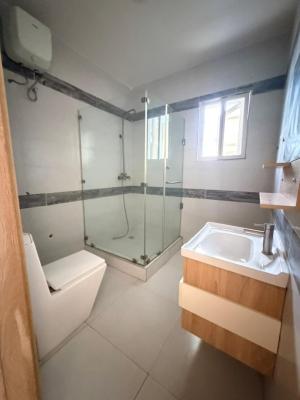 Master Bedroom in a Shared Apartment, Royal Pine, Orchid, Lekki, Lagos, Flat / Apartment for Rent