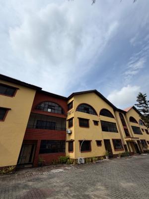 Tastefully Built 3bedroom Apartment, Lekki Phase 1, Lekki, Lagos, Flat / Apartment for Rent