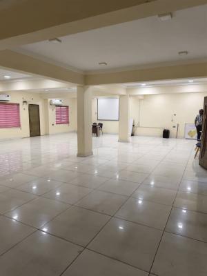 Well Maintained Open Plan Office Space 130 Sqm, College Road, Ogba, Ikeja, Lagos, Office Space for Rent