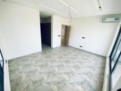 3 Bedroom Flat with Bq on Sisth Floor, Lekki Phase 1 on The Right Side, Lekki, Lagos, Flat / Apartment for Rent