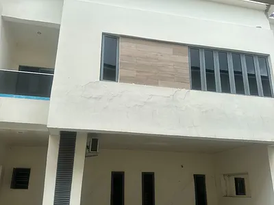 Fully Serviced 3 Bedroom Terraced Duplex