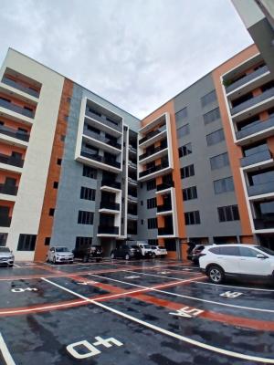 Massive and Serviced with 24/7 Power Supply 3 Bedroom En-suite New Fla, Lekki Phase 1, Lekki, Lagos, Flat / Apartment for Rent