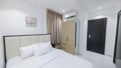 1 Bedroom Apartment with Excellent Facilities, Lekki Phase 1, Lekki, Lagos, Mini Flat (room and Parlour) Short Let