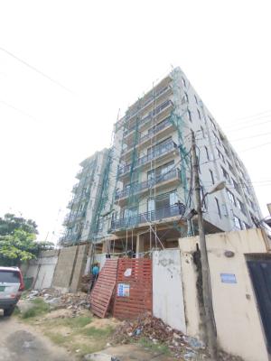 Spacious 2 Bedroom Apartment with Pool, Victoria Island (vi), Lagos, Block of Flats for Sale