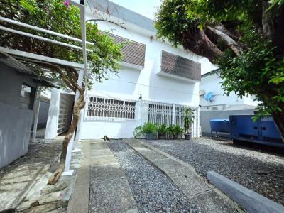 Strategic Commercial Or Residential Building, Falomo, Ikoyi, Lagos, Office Space for Rent
