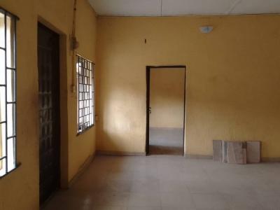 Decent Mini Flat, Ground Flat, Atunrase Estate, Gbagada, Lagos, Mini Flat (room and Parlour) for Rent