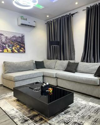1 Bedroom Apartment  with Pool,gym,ps5,tennis Court, Lekki Phase 1, Lekki, Lagos, Flat / Apartment Short Let