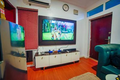 Freshly Baked Apartment, Lekki Phase 1, Lekki, Lagos, Flat / Apartment Short Let