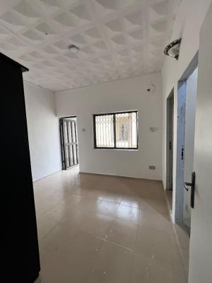 Spacious 1 Bedroom Self Contained, Off Admiralty Road, Lekki Phase 1, Lekki, Lagos, Flat / Apartment for Rent