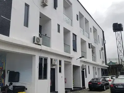 Luxury Serviced 2 Bedroom Apartment + Swimming Pool, Gym