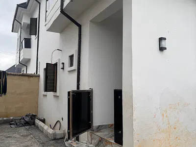 Brand New 2 Bedroom Duplex