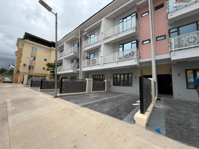 Standard 4 Bedroom, Guzape District, Abuja, Terraced Duplex for Rent