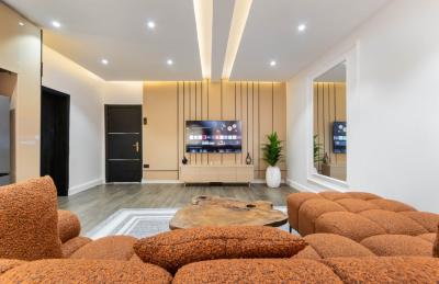 Beautifully Furnished Luxury 1-bedroom Apartment, Admiralty, Lekki Phase 1, Lekki, Lagos, Flat / Apartment Short Let