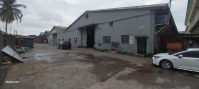 Nice and Well Maintained2bay Warehouse in Mush in Lagos, Agege Motor Road Mushin Lagos, Mushin, Lagos, Warehouse for Sale