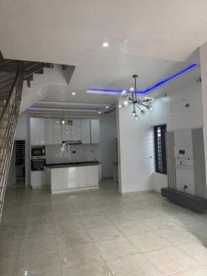 4 Bedroom — Lekki, Lagos