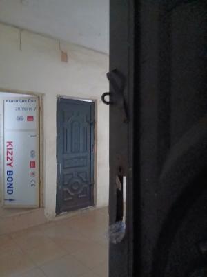 Decent Nice 2 Bedroom, Yaba, Lagos, Flat / Apartment for Rent